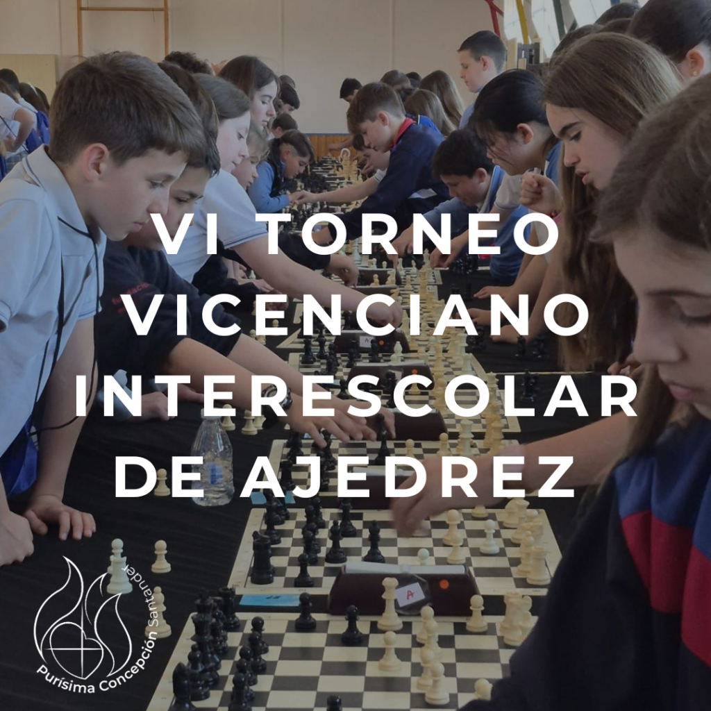 Alumnado jugando al ajedrez durante el VI Torneo Vicenciano Interescolar de Ajedrez.