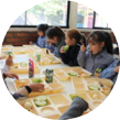 Icono del servicio de comedor escolar.